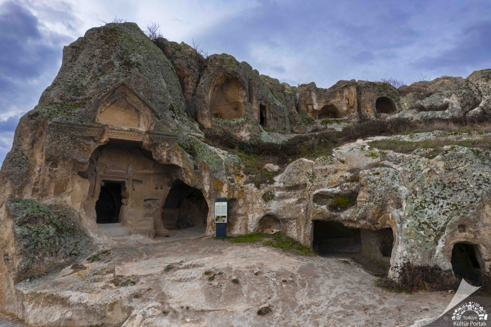Vaftizci Yahya Kilisesi: Çavuşin'in Kayalara İşlenmiş Tarihi